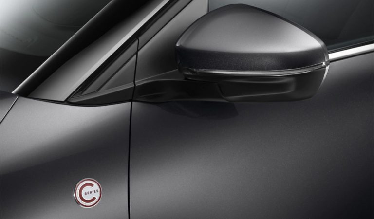 Citroen C5 Aircross C-Series: immagini ufficiali
