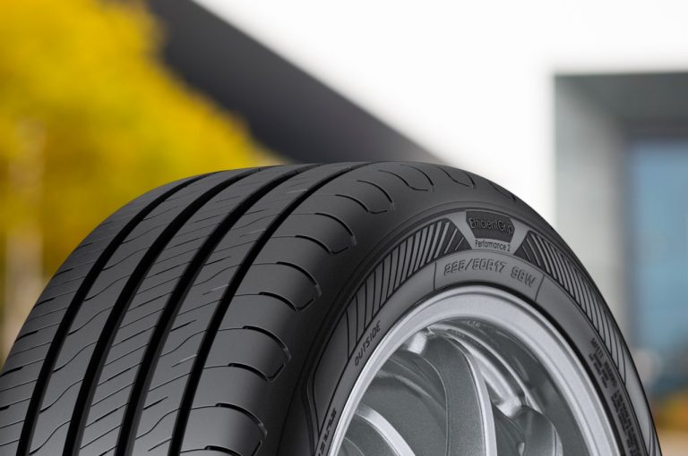 Goodyear EfficientGrip Performance 2: immagini ufficiali