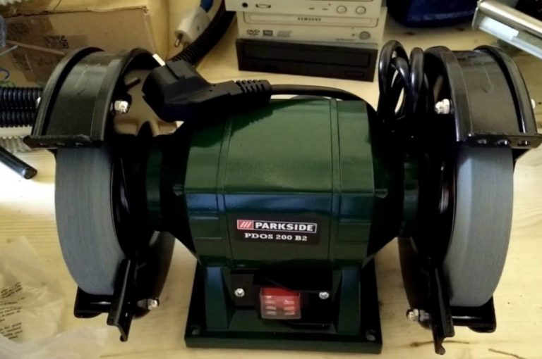 Manutenzione auto fai da te: le attrezzature indispensabili per il garage