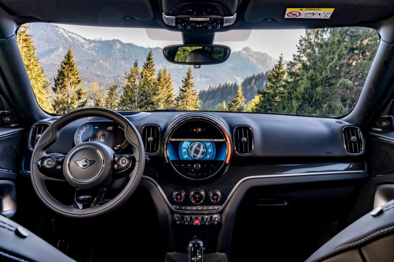 Mini Countryman 2020: immagini ufficiali