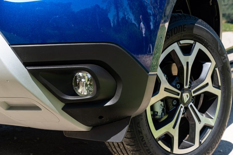 Dacia Duster TCe 100 ECO-G 2020: immagini ufficiali