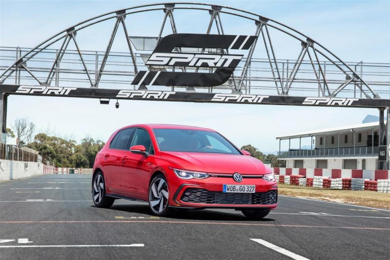 Volkswagen Golf 8 GTI 2020: nuove immagini ufficiali