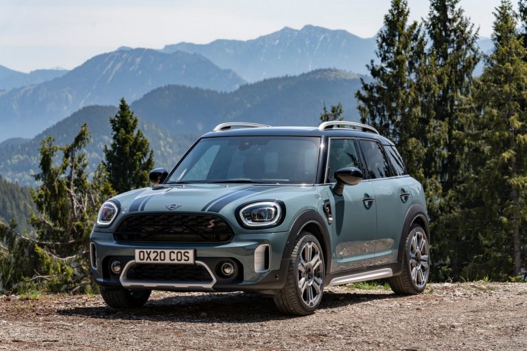 Mini Countryman 2020: immagini ufficiali