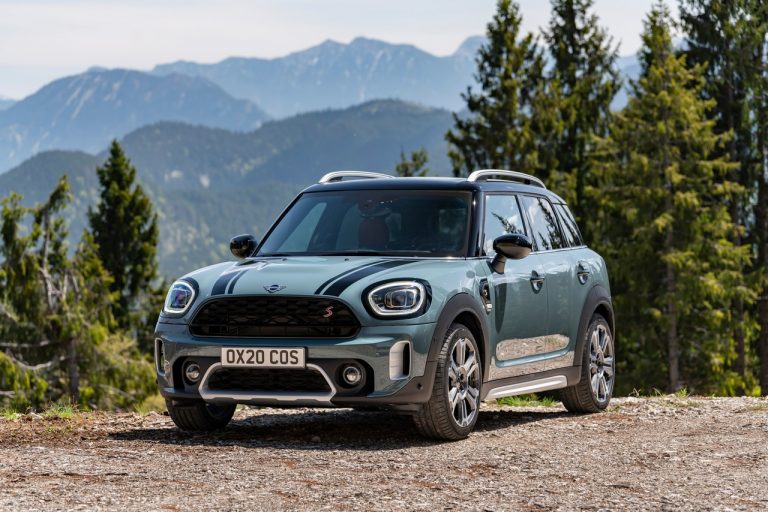 Mini Countryman 2020: immagini ufficiali