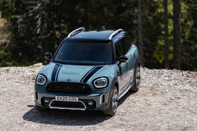 Mini Countryman 2020: immagini ufficiali