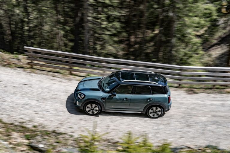 Mini Countryman 2020: immagini ufficiali