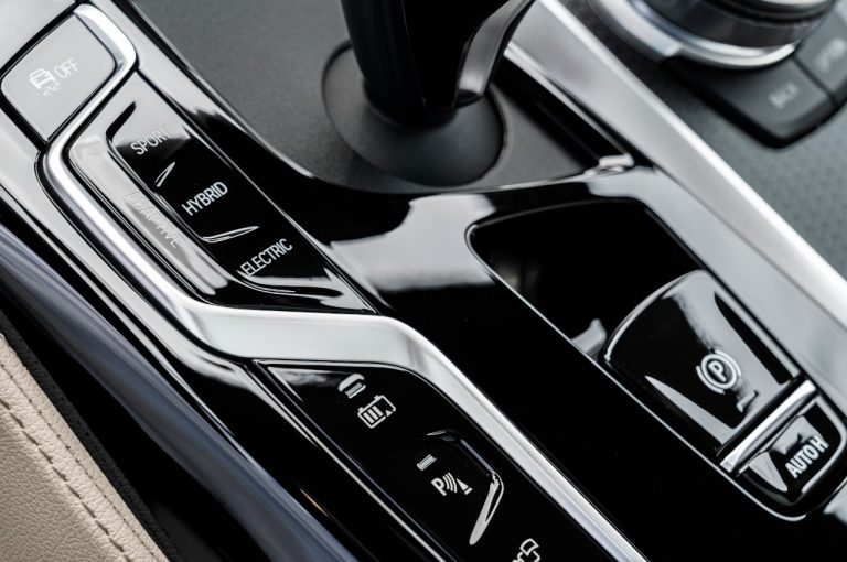Bmw Serie 5 2020: immagini ufficiali