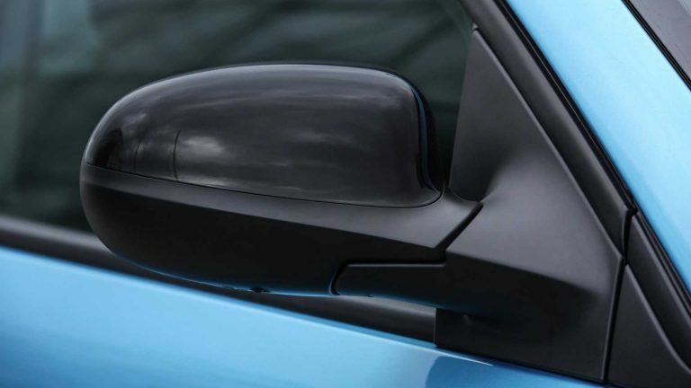 Lancia Ypsilon Hybrid: nuove immagini ufficiali