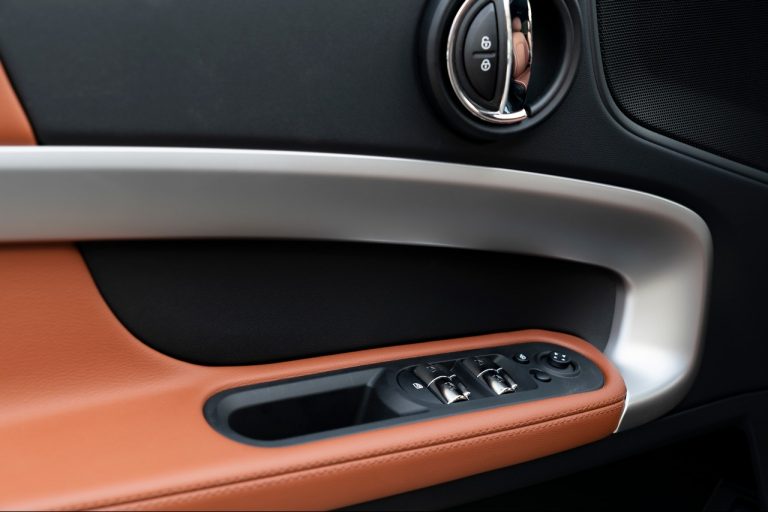 Mini Countryman 2020: immagini ufficiali