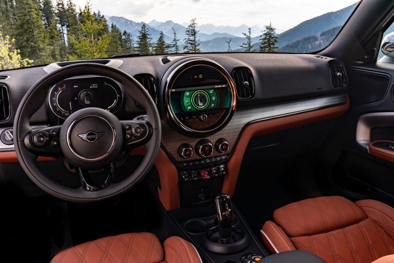 Mini Countryman 2020: immagini ufficiali