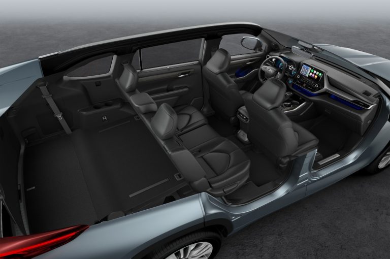 Toyota Highlander Hybrid 2021: immagini ufficiali