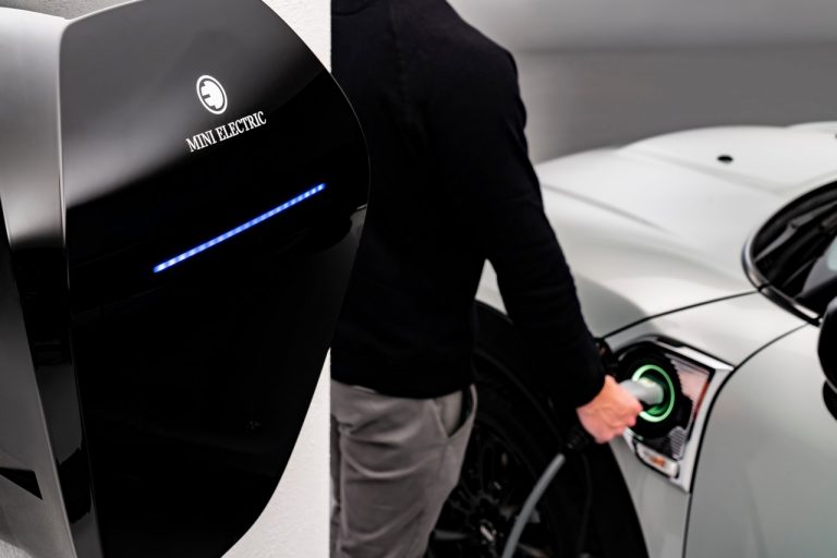Mini Countryman 2020: immagini ufficiali