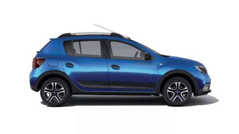 Dacia, la gamma 15th Anniversary: immagini ufficiali