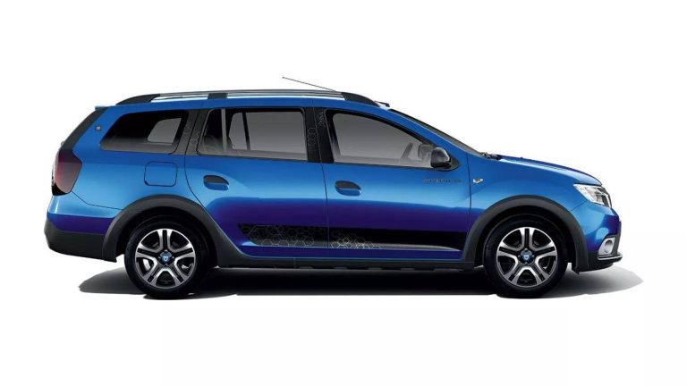Dacia, la gamma 15th Anniversary: immagini ufficiali
