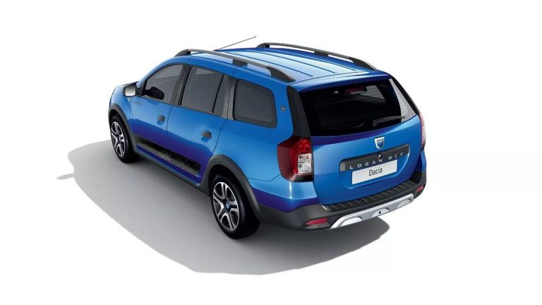 Dacia, la gamma 15th Anniversary: immagini ufficiali