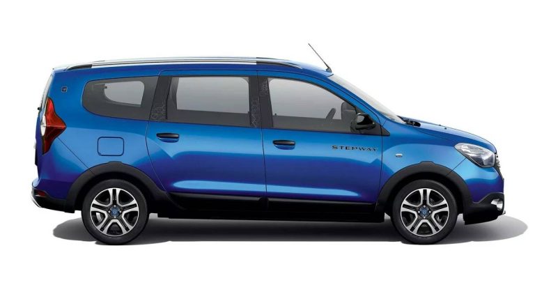 Dacia, la gamma 15th Anniversary: immagini ufficiali