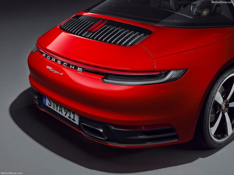 Nuova Porsche 911 Targa 2020: immagini ufficiali