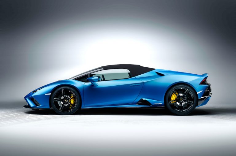 Lamborghini Huracàn EVO RWD Spyder 2020: immagini ufficiali