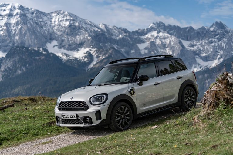 Mini Countryman 2020: immagini ufficiali