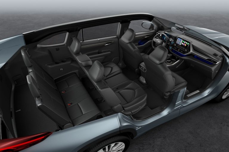 Toyota Highlander Hybrid 2021: immagini ufficiali