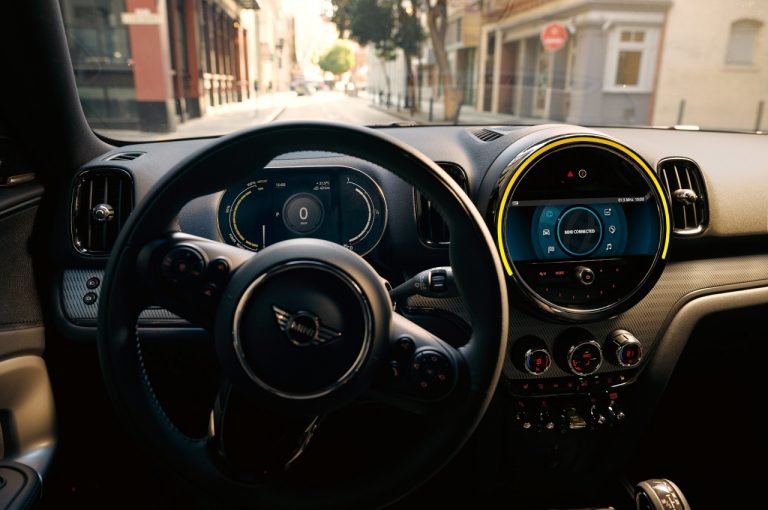 Mini Countryman 2020: immagini ufficiali