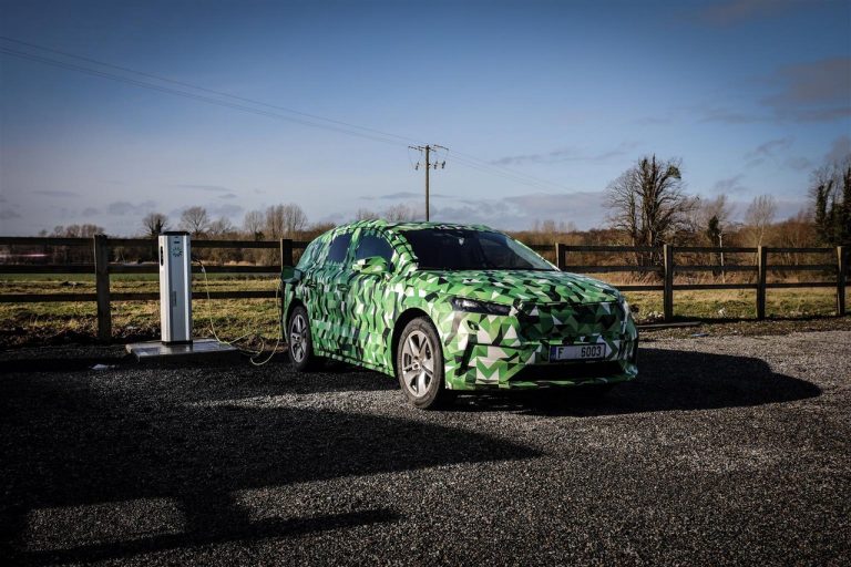 Skoda Enyaq: prime immagini ufficiali