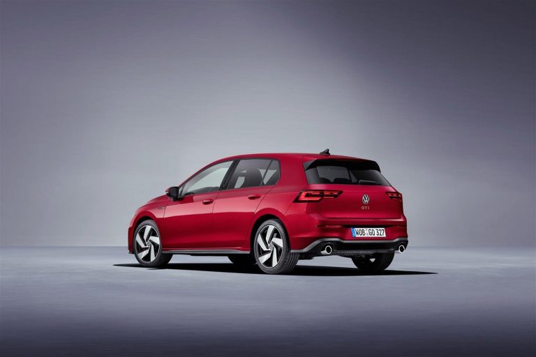 Volkswagen Golf 8 GTI 2020: nuove immagini ufficiali