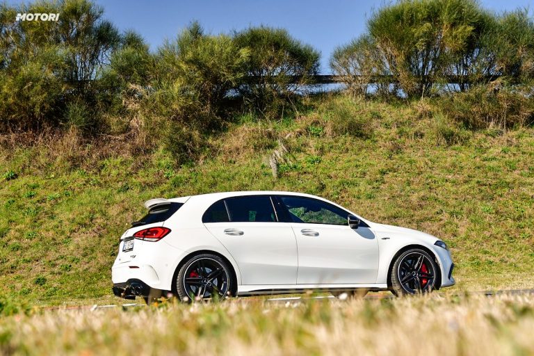 Mercedes Classe A 45 AMG S: la prova su strada e in pista