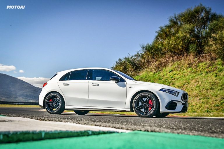 Mercedes Classe A 45 AMG S: la prova su strada e in pista