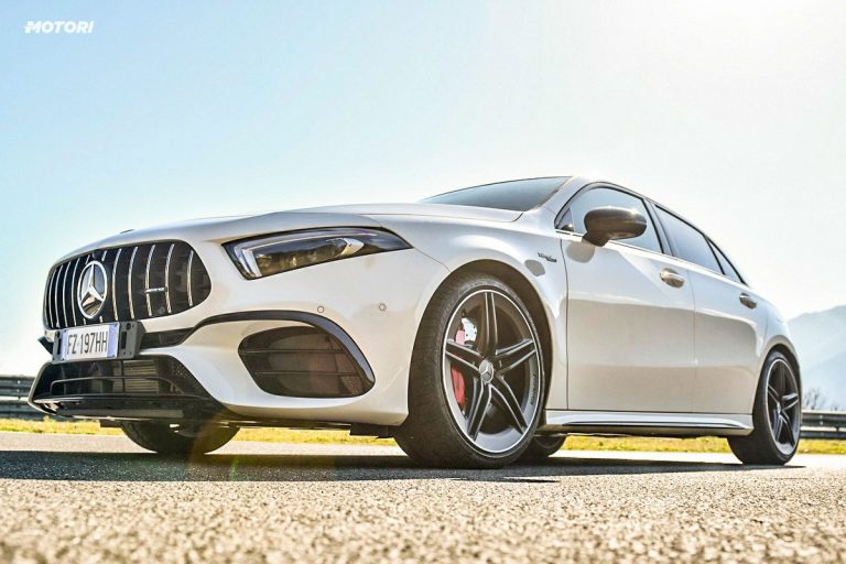 Mercedes Classe A 45 AMG S: la prova su strada e in pista