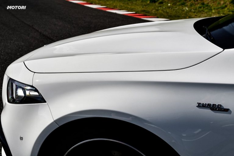 Mercedes Classe A 45 AMG S: la prova su strada e in pista