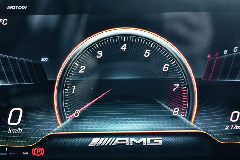 Mercedes Classe A 45 AMG S: la prova su strada e in pista