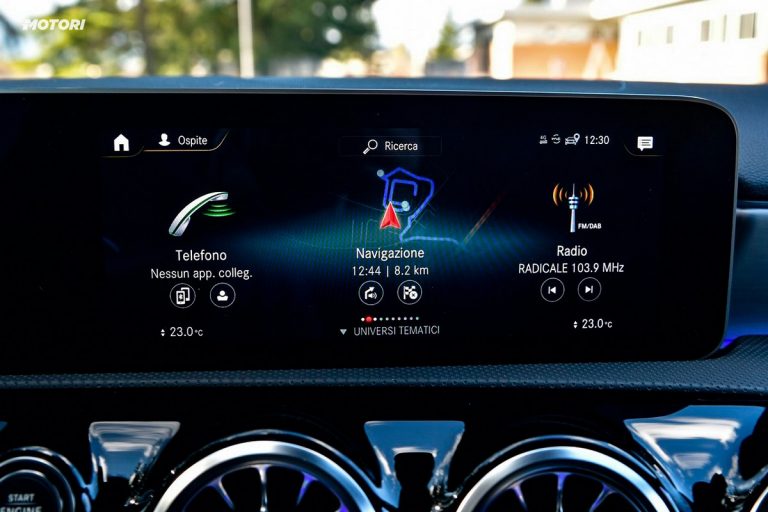 Mercedes Classe A 45 AMG S: la prova su strada e in pista