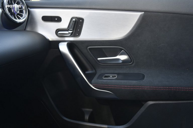 Mercedes Classe A 45 AMG S: la prova su strada e in pista