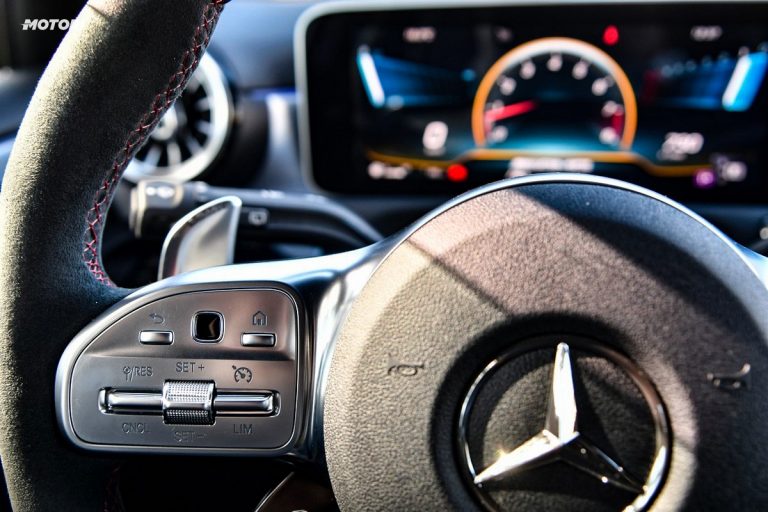 Mercedes Classe A 45 AMG S: la prova su strada e in pista