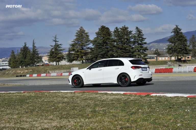 Mercedes Classe A 45 AMG S: la prova su strada e in pista