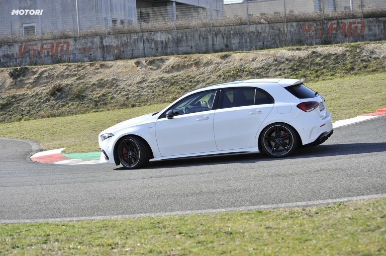 Mercedes Classe A 45 AMG S: la prova su strada e in pista