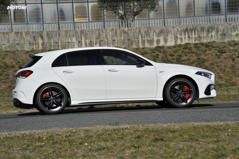 Mercedes Classe A 45 AMG S: la prova su strada e in pista