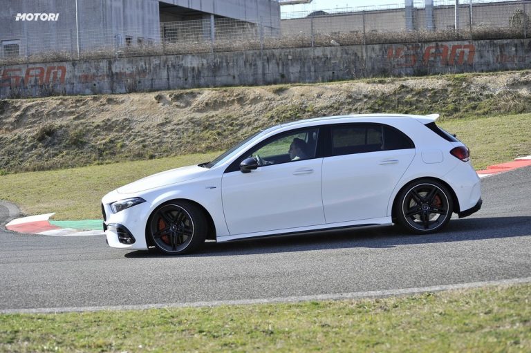 Mercedes Classe A 45 AMG S: la prova su strada e in pista