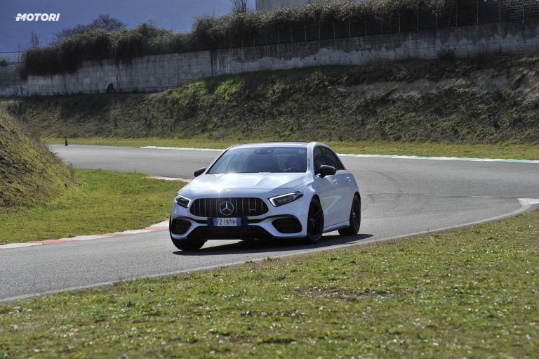 Mercedes Classe A 45 AMG S: la prova su strada e in pista