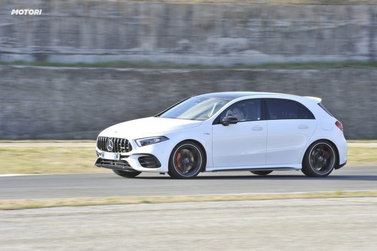 Mercedes Classe A 45 AMG S: la prova su strada e in pista