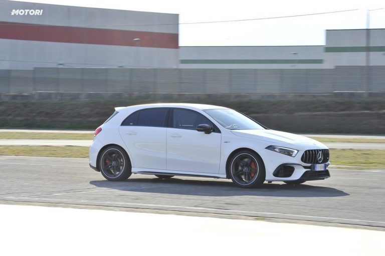 Mercedes Classe A 45 AMG S: la prova su strada e in pista