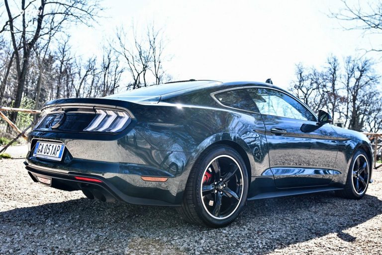 Ford Mustang Bullitt: la prova su strada