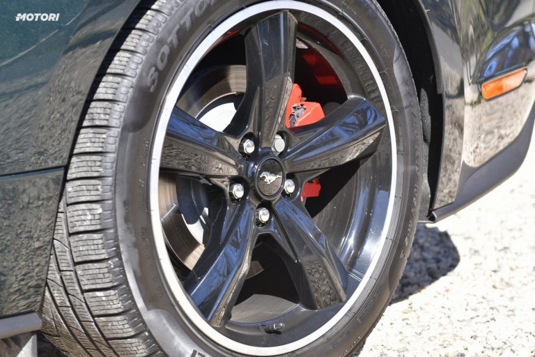 Ford Mustang Bullitt: la prova su strada