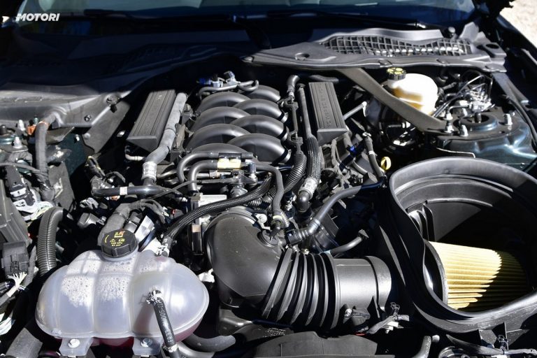 Ford Mustang Bullitt: la prova su strada