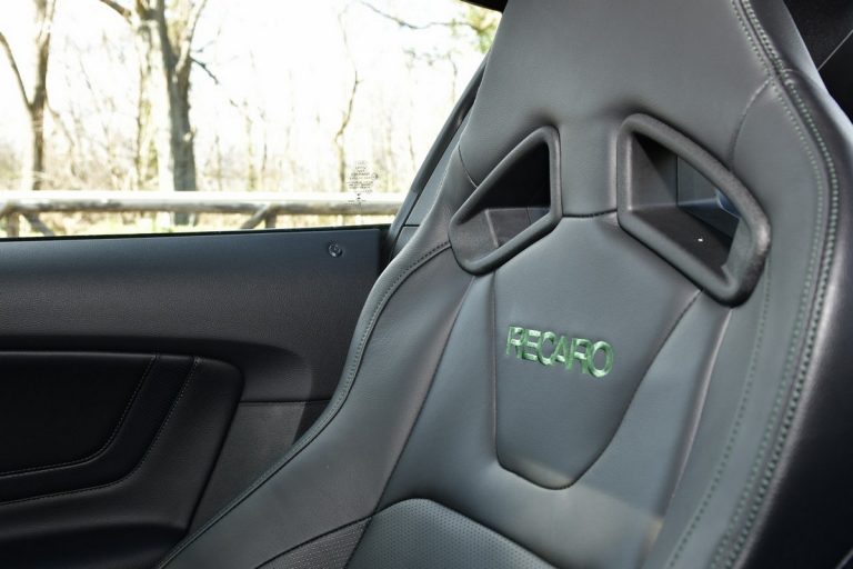 Ford Mustang Bullitt: la prova su strada