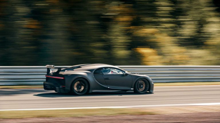 Bugatti Chiron Pur Sport: le immagini dei test