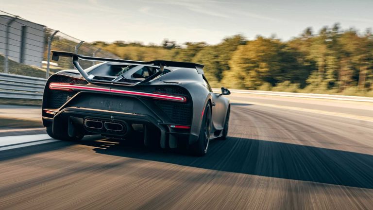 Bugatti Chiron Pur Sport: le immagini dei test