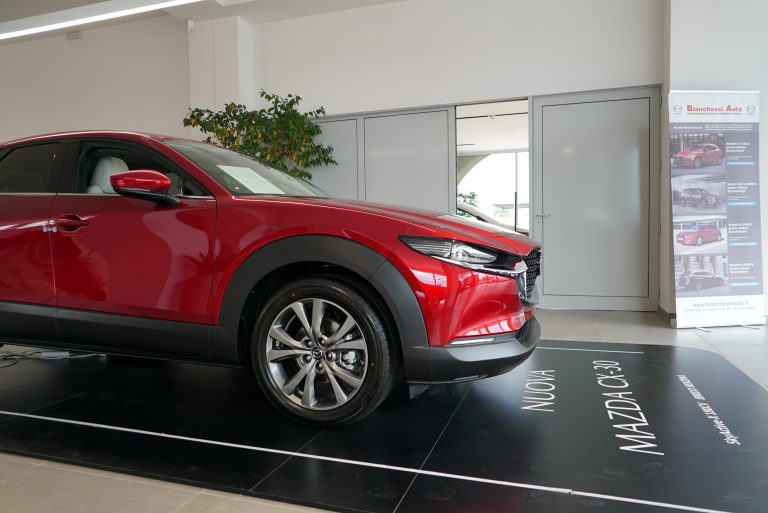 I concessionari Mazda pronti all’apertura: immagini ufficiali