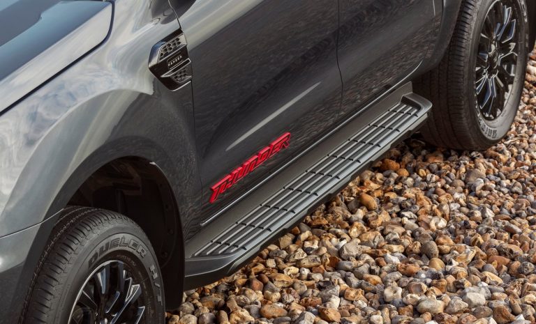 Ford Ranger Thunder: le immagini ufficiali
